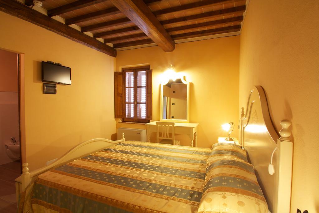 Relais La Leopolda Hotel Abbadia di Montepulciano Room photo