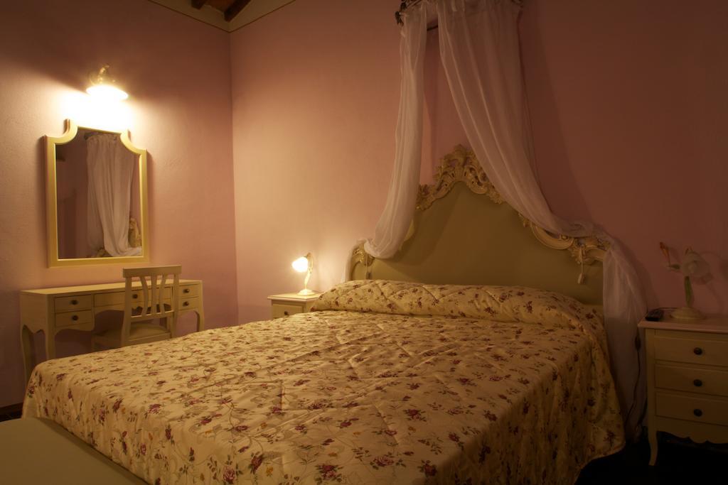 Relais La Leopolda Hotel Abbadia di Montepulciano Room photo